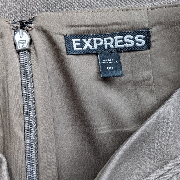 Express Women's Blazer Pencil Skirt Suit Set in Taupe - Picture 13 of 15